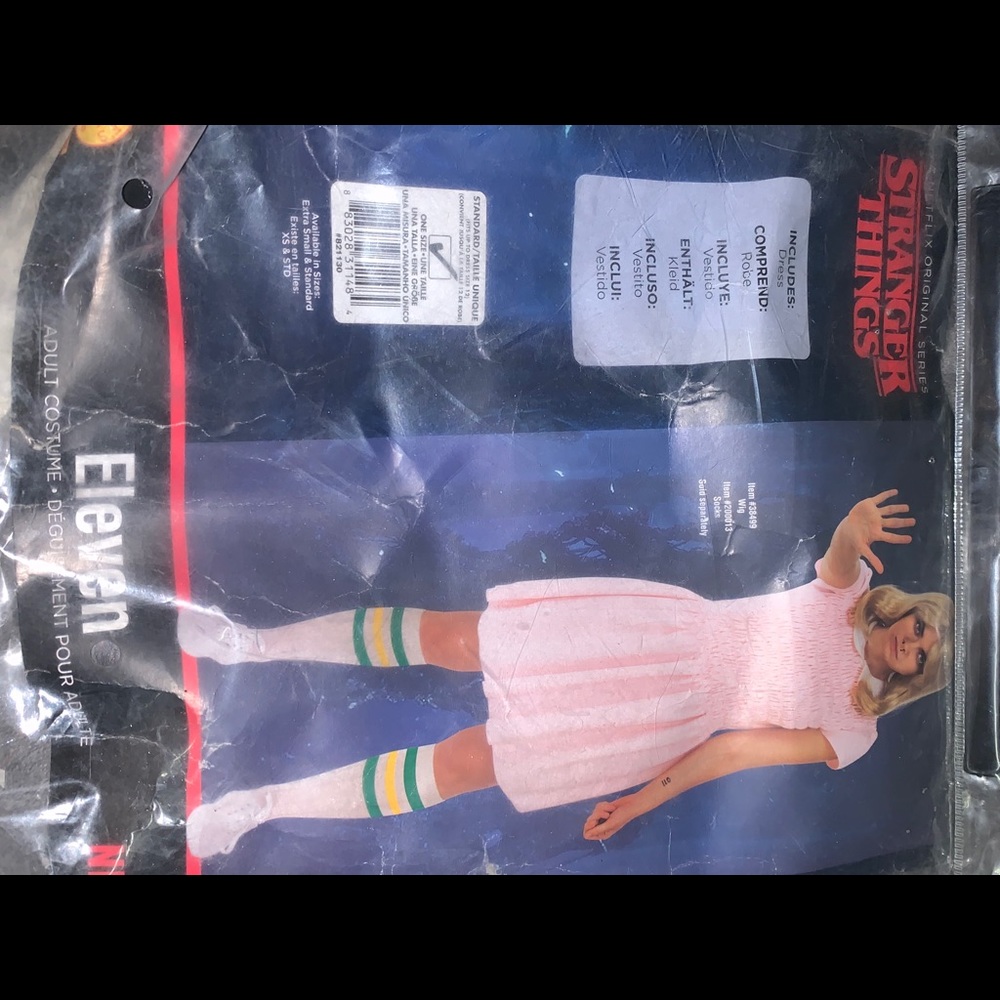 Stranger Things’ 11 Costume
